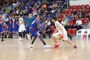 بالفيديو والصور... المنامة يفوز في النهائي الثاني لدوري السلة