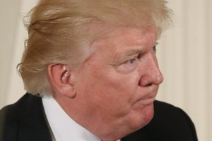 ترامب يؤكد للسيسي في اتصال هاتفي دعم مصر في مواجهة الإرهاب