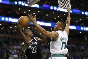 بالفيديو... أفضلية لبوسطن في صدارة 'الشرقية' قبل الجولة الأخيرة بـ'NBA'