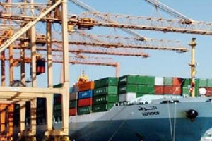 صادرات إيران غير النفطية بلغت 44 مليار دولار العام الماضي