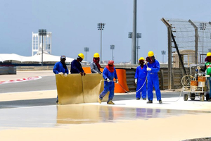 البحرين : 'الأشغال' تنفذ الصيانة الوقائية لشبكات الطرق والصرف الصحي استعداداً للفورمولا واحد