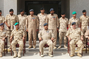 حفل تخريج احدى الدورات المتخصصة بأحد أسلحة قوة دفاع البحرين      