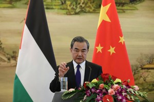 وزير خارجية الصين: القوة لا يمكن أن تحل مسألة كوريا الشمالية