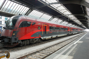 إصابة تسعة أشخاص بجروح بعد تصادم قطارين في النمسا