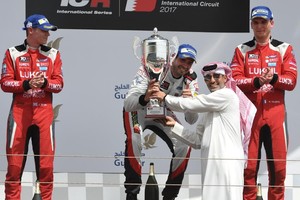 بالصور... لكليرك يخطف الفورمولا 2 وبوركوفيك التي سي آر وكولين البورش جي تي 3