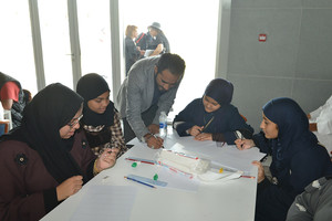 بالصور... احتفاءً بيوم المخطوط العربي... 'الثقافة' تنظم ورشة عمل بمركز زوار مسجد الخميس