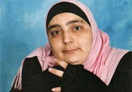 إسرائيل تفرج عن 'عميدة الأسيرات الفلسطينيات' بعد 15 عاماً قضتها في السجن