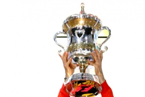 ﻿3 انتصارات لفيتل... مرتان مع «ريد بول»... وأمس مع الفيراري