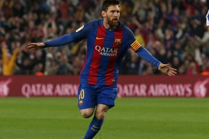 ميسي يتطلع للهدف رقم 500 وبرشلونة يحلم بمعجزة جديدة أمام يوفنتوس بدوري الأبطال