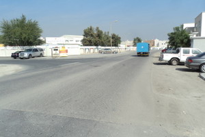 'الأشغال' تبدأ في أعمال تطوير طريق 3323 بالرفاع