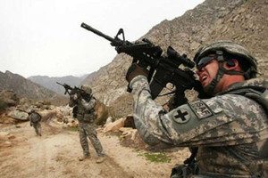 قوات أميركية ما زالت تحارب داعش قرب موقع 'أم القنابل'