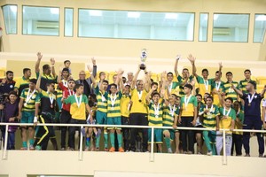 بالصور... المالكية يظفر بكأس الناشئين الكروي بالفوز على المحرق