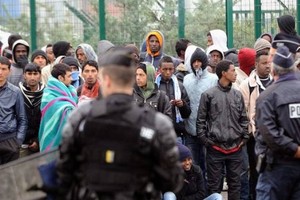 النمسا تحث على إغلاق طرق البحر المتوسط أمام المهاجرين