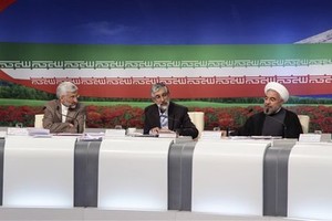 إيران تحظر نقل المناظرات الانتخابية مباشرة على التلفزيون