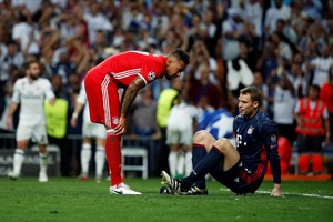 نوير لن يجري عملية جراحية لكنه يغيب عن بايرن ميونخ لنهاية الموسم