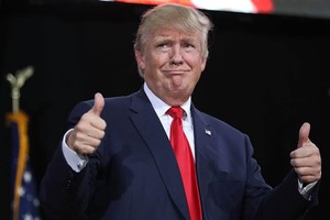 أميركي يموت 'بسلام' بعدما أقنعته طليقته بأن ترامب سقط