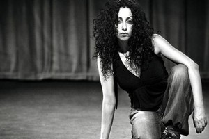 ما هي أجمل أغنيات الجزائرية كريمة نايت؟