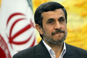 احمدي نجاد يعلن أنه لن يؤيد أياً من مرشحي الانتخابات الايرانية