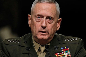 ماتيس يحض فرنسا على مواصلة عملياتها العسكرية ضد الارهاب في افريقيا