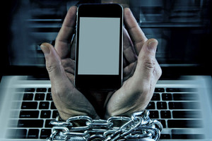 مركز لمعاجلة مدمني الانترنت في الجزائر