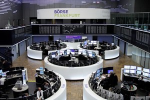 الأسهم الأوروبية ترتفع بعد الانتخابات الفرنسية