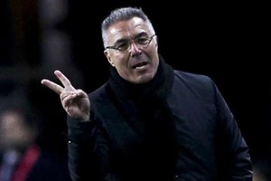 المدير الفني للزمالك المصري يرفض معاقبة شيكابالا وجمال بعد مشادتهما