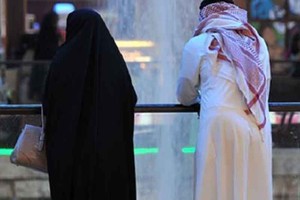 اقترضت 400 ألف لشراء منزل وافتتاح مشروع لزوجها... ثم كانت الصدمة