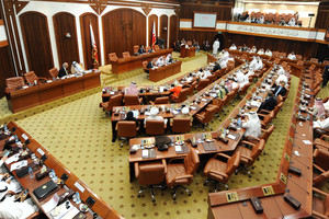 البحرين : نائب يقترح فرض الزكاة على الشركات