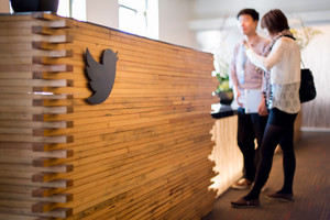 'تويتر' تكشف عن انخفاض في الإيرادات