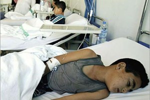 تعرض أكثر من 300 طالب لتسمم غذائي في فرنسا