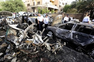 مقتل 4 الشرطة في تفجير سيارة ملغومة في بغداد