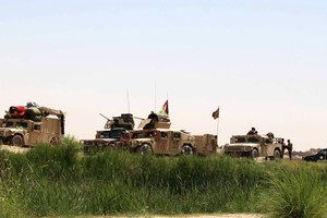 مقتل جنديين أفغانيين في قصف جوي وسط أفغانستان