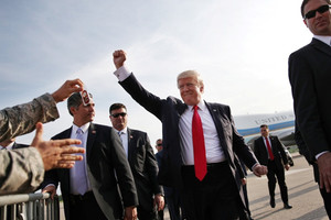 ترامب يهمل عشاء الصحفيين بالبيت الأبيض ويشارك بتجمع احتفالي بمناسبة المئة يوم الأولى لرئاسته في بنسلفانيا