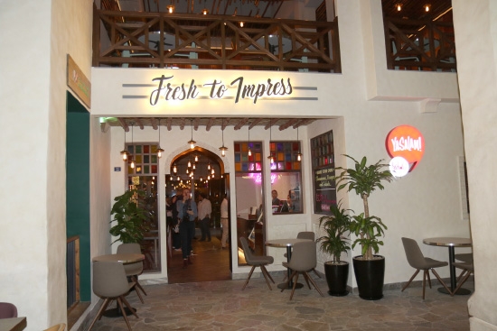 مفهوم «يا سلام» من حب المغامرة والمتعة حيث يضفي لمسات مبتكرة على الأكلات العربية الشعبية والغربية التقليدية - تصوير عقيل الفردان