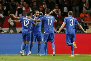 بالفيديو... يوفنتوس يقترب من نهائي دوري الأبطال بعد ثنائية هيغواين في موناكو