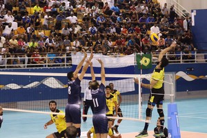 بالصور... النجمة ينقل لقب دوري الطائرة إلى فاصلة