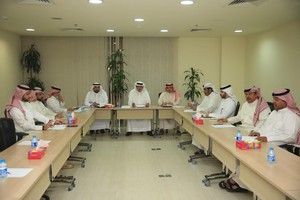 ناصر بن حمد يوجه بتنظيم بطولة اللياقة البدنية 'كروس فت'