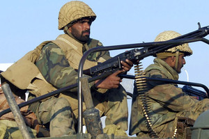 مقتل ثلاثة أشخاص على الاقل وإصابة 24 في اشتباكات على الحدود الباكستانية الأفغانية