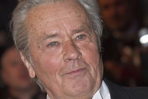 آلان دولون يصور فيلمه الأخير