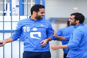 القحطاني قائد الهلال السعودي يشيد بالشلهوب