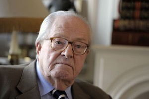 لوبان الأب: مارين لديها شخصية ولكن ثمة صفات أخرى ضرورية للرئاسة