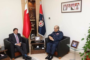 رئيس الأمن العام يبحث مع السفير الفرنسي تفعيل اتفاقية الإسعاف الوطني