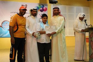 ابتدائية المنذر بن ساوى التميمي للبنين تحتفل بمتفوقيها