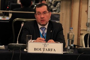 وزير الطاقة الجزائري يزور العراق وبلاده تدعم تمديد خفض الإنتاج