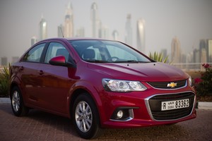 شفروليه تقدّم أفيو 2017 أول تطبيق لنظام آبل كاربلاي ضمن فئتها