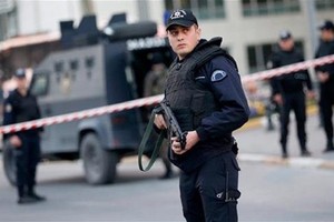 السلطات التركية توقف 57 مشتبهاً به في عملية تستهدف بورصة اسطنبول