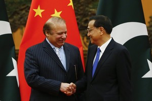 نواز شريف يؤكد موقف الصين الداعم لباكستان فى قضية كشمير