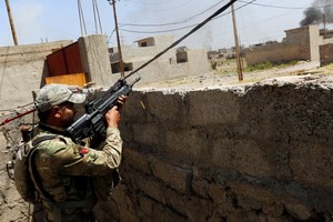 القوات العراقية تقتحم حي العريبي في الساحل الأيمن من الموصل