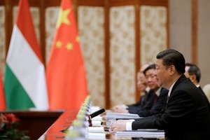 الصين تتعهد بتقديم مساهمة إضافية قدرها 100 مليار يوان لصندوق طريق الحرير