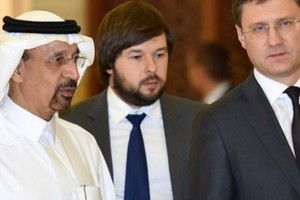 وزيرا الطاقة الروسي والسعودي يدعمان تمديد خفض الإنتاج 9 أشهر